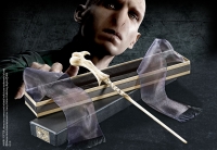 Harry Potter- Bacchetta Voldemort - Confezione  Olivander - Prodotto ufficiale © Warner Bros. Entertainment Inc.